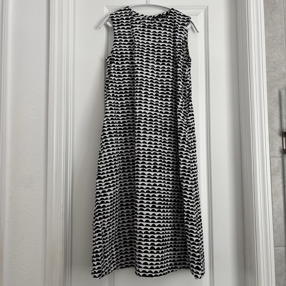 Marimekko x Uniqlo Dress - Picture 2 of 7